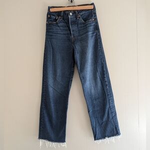 Levis Ribcage Straight Ankle Jeans